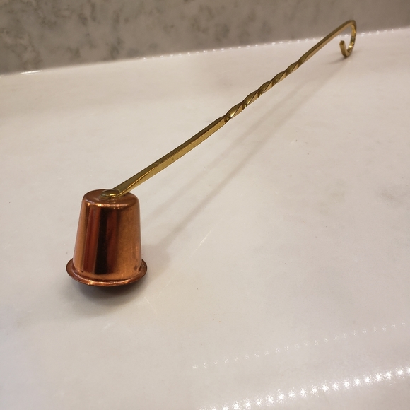 Coppercraft Guild Antique Candle Snuffer - Picture 4 of 6